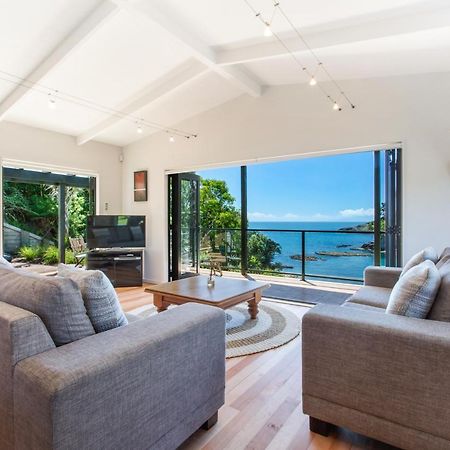 Beachfront Enclosure Bay - Waiheke Unlimited Oneroa Kültér fotó