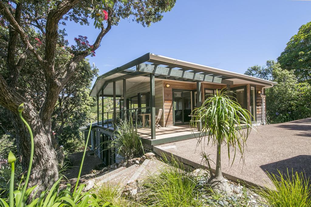 Beachfront Enclosure Bay - Waiheke Unlimited Oneroa Kültér fotó