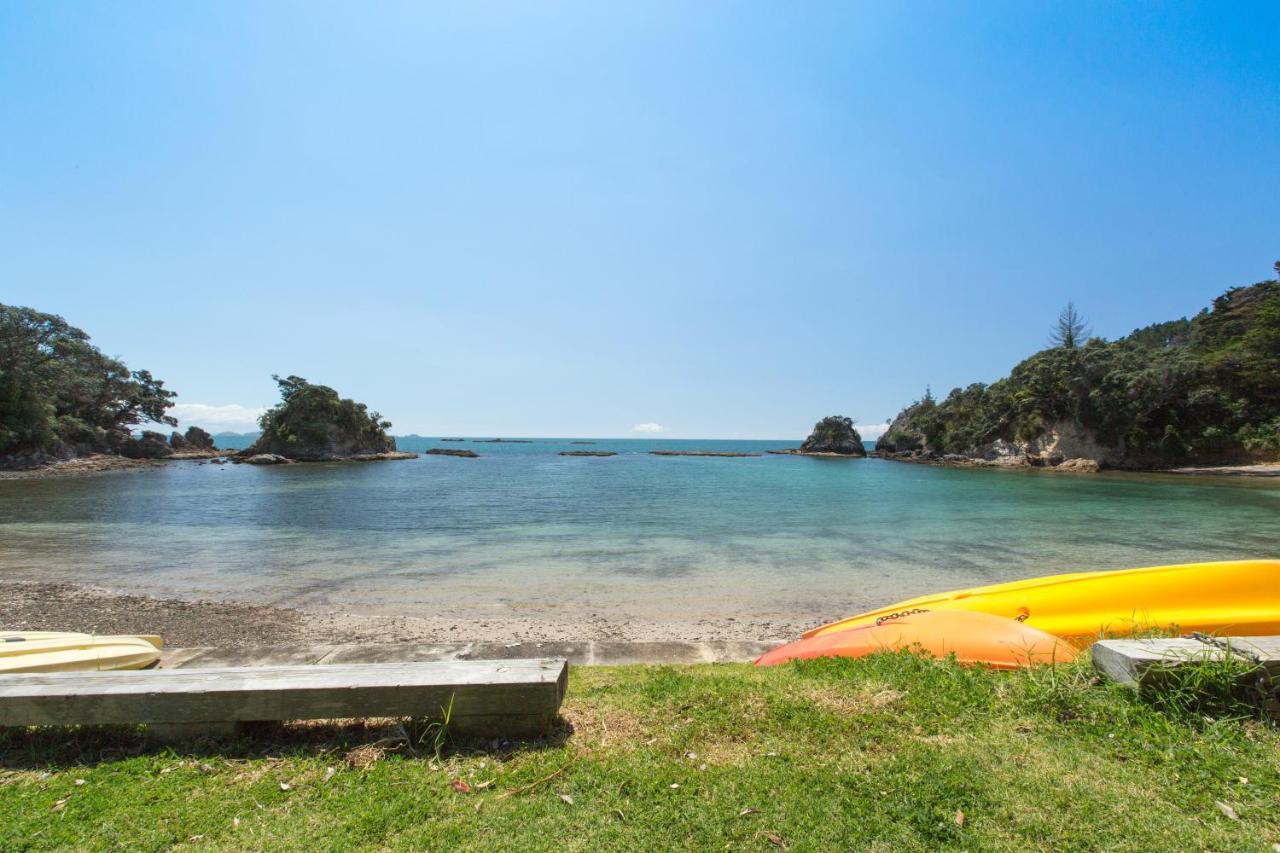 Beachfront Enclosure Bay - Waiheke Unlimited Oneroa Kültér fotó